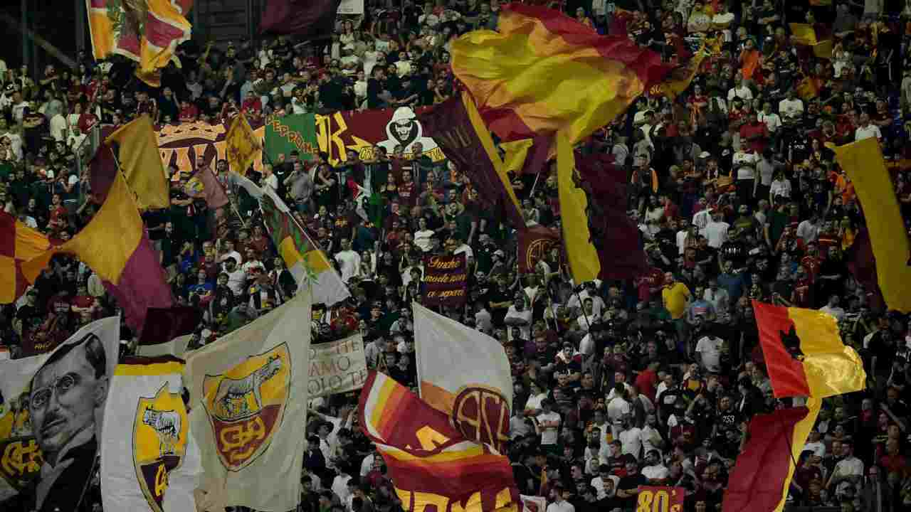 Tifosi Roma - Foto Lapresse - Ilgiornaledellosport.net