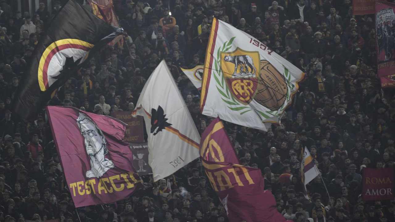 Tifosi Roma - Foto Lapresse - Ilgiornaledellosport.net