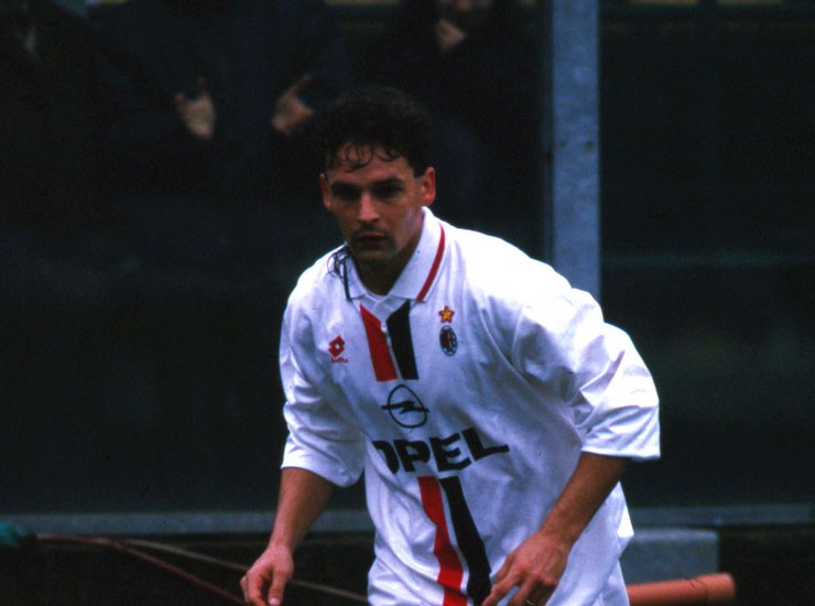 Roberto Baggio ai tempi del Milan - Foto Lapresse - Ilgiornaledellosport.net