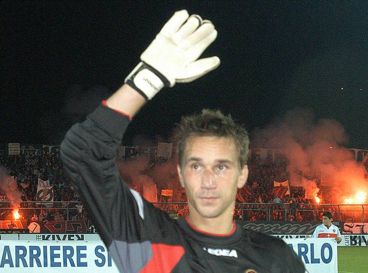 Angelo Pagotto nel 2004 con la maglia dell'Arezzo - Foto Lapresse - Ilgiornaledellosport.net