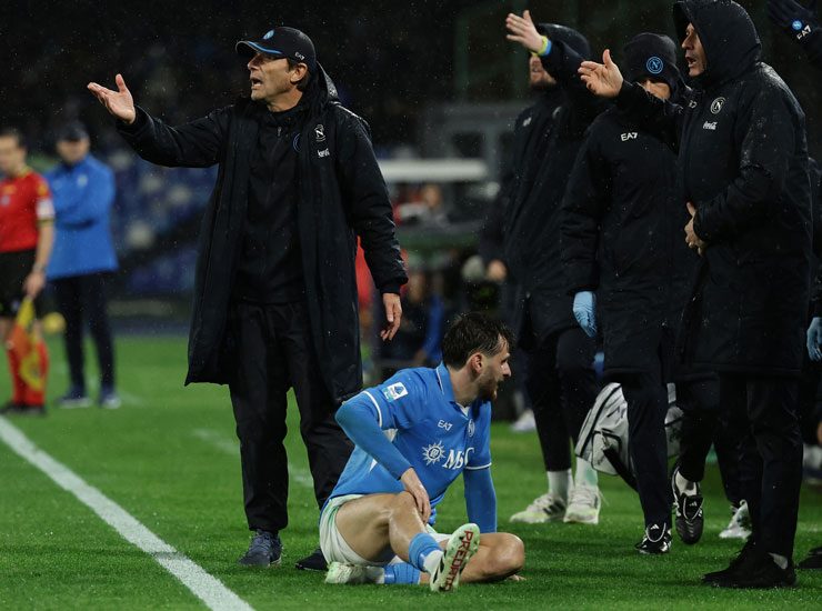 Antonio Conte e Khvicha Kvaratskhelia - Foto Lapresse - Ilgiornaledellosport.net