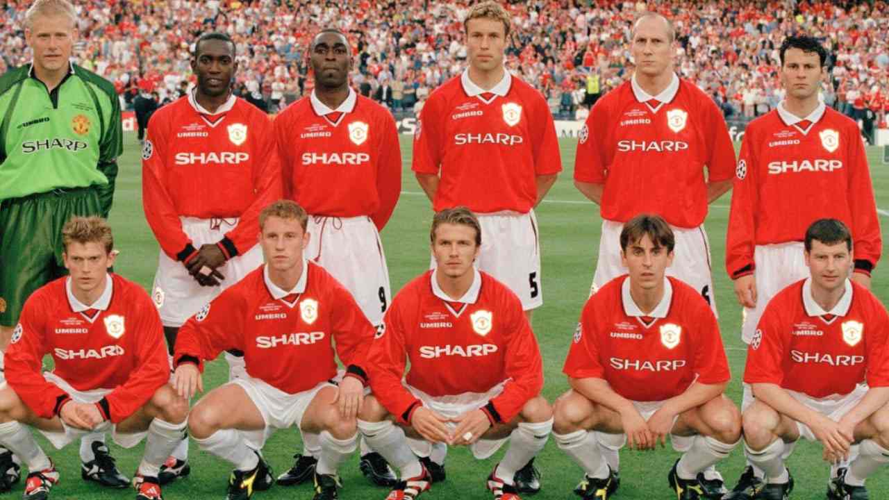 La formazione titolare del Manchester United nella finale Champions 1999 - Fonte X - Ilgiornaledellosport.net