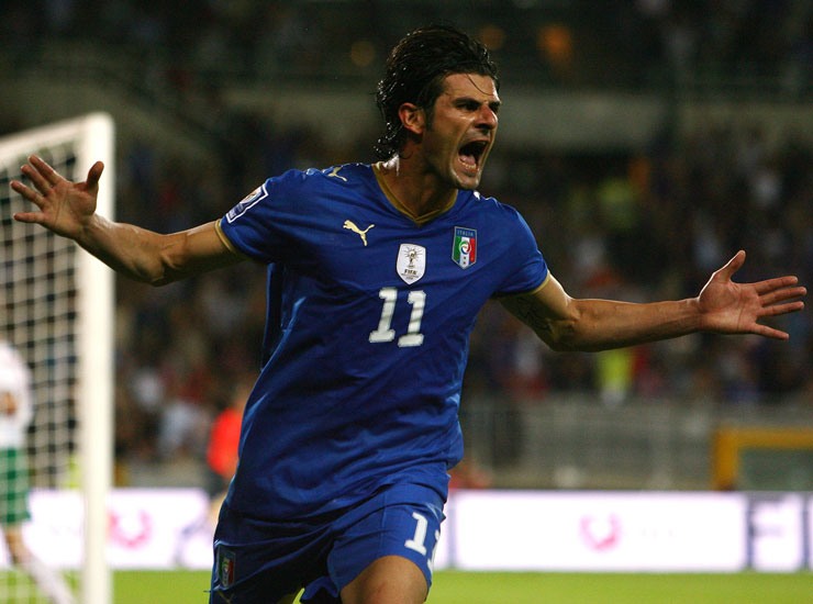 Vincenzo Iaquinta esulta dopo un gol con la nazionale - Foto Lapresse - Ilgiornaledellosport.net