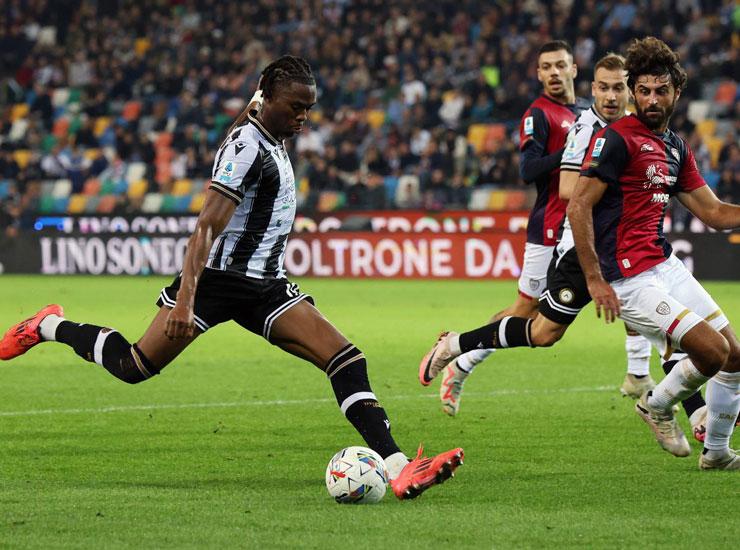 Isaak Touré in azione contro il Cagliari - Foto Lapresse - Ilgiornaledellosport.net