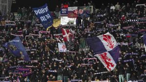 Tifosi Fiorentina - Foto Lapresse - Ilgiornaledellosport.net