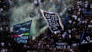 Tifosi Napoli - Foto Lapresse - Ilgiornaledellosport.net